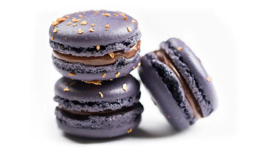 GIANDUJA (HAZELNUT) MACARONS (BOX X 12)