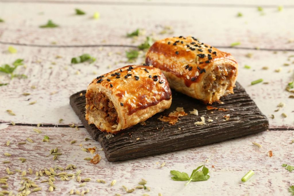 Cocktail Beef & Fennel Rolls