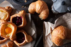 CROISSANTS & PASTRIES