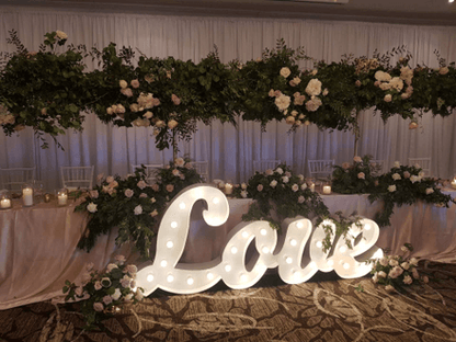 LOVE LIFE SIZE LETTER LIGHTS 1.2M