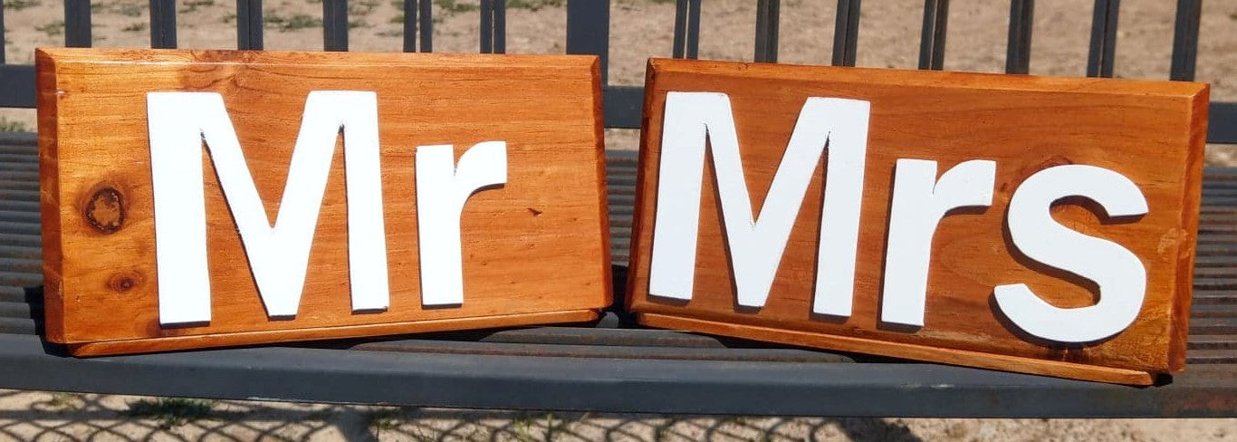 TIMBER MR,MRS SIGN