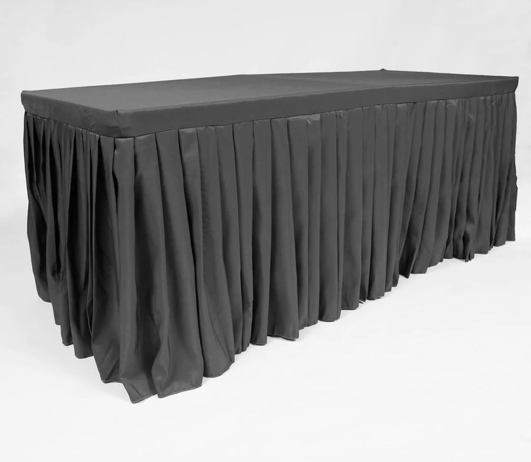 FITTED TABLECLOTH WITH PLEATED TABLE SKIRTING