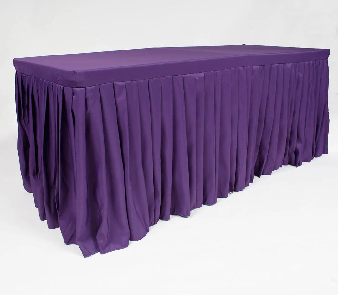 FITTED TABLECLOTH WITH PLEATED TABLE SKIRTING