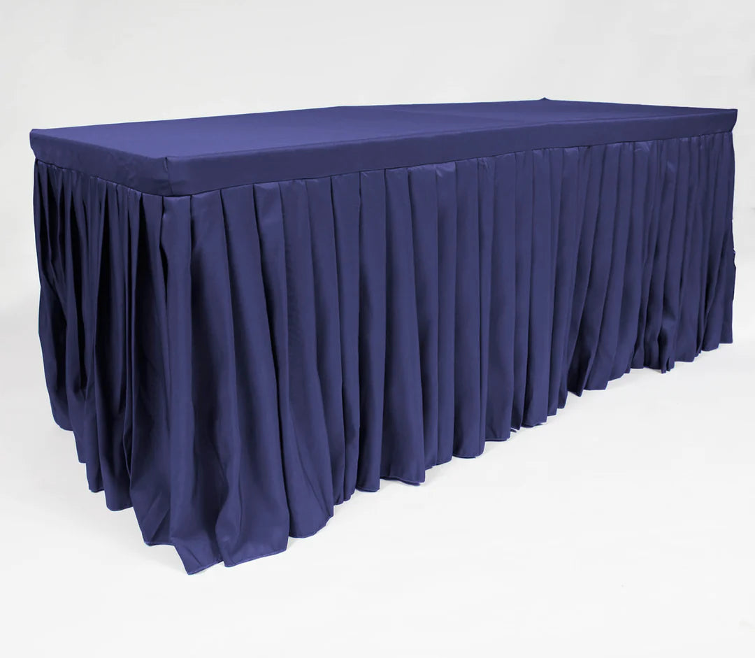FITTED TABLECLOTH WITH PLEATED TABLE SKIRTING