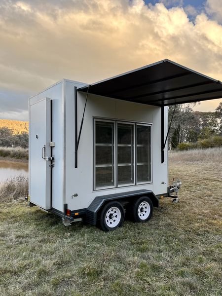 MOBILE COOL ROOM WEEKEND HIRE