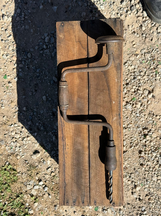 antique brace and bit hand drill,