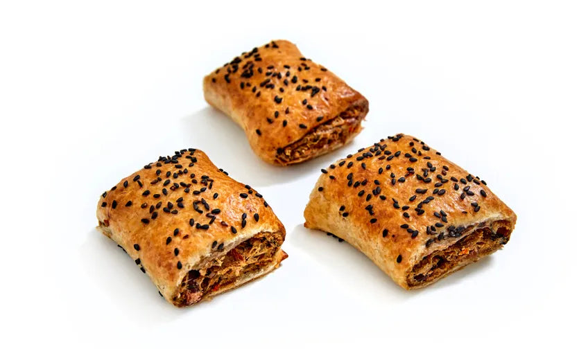 COCKTAIL VEGAN SAUSAGE ROLL