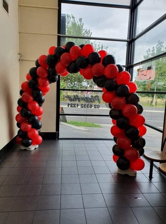 BALLOON ARCH 4 COLOURS
