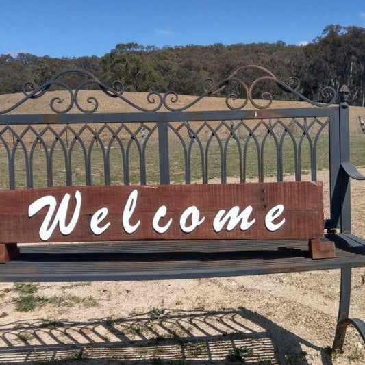 RUSTIC WELCOME SIGN